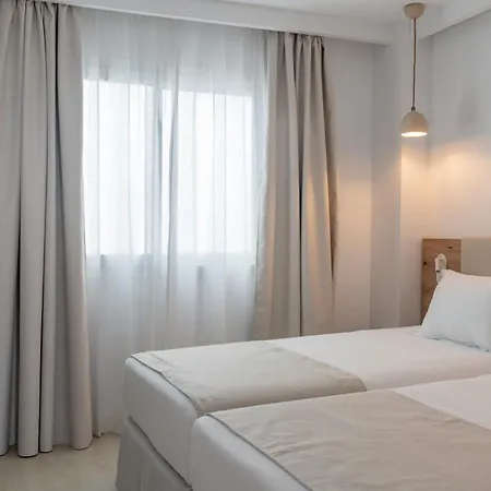 Roc Portonova Apartamento *